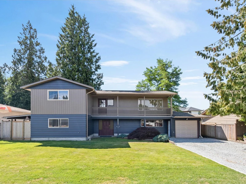 20430 122nd Avenue, Maple Ridge BC V2X 3W3