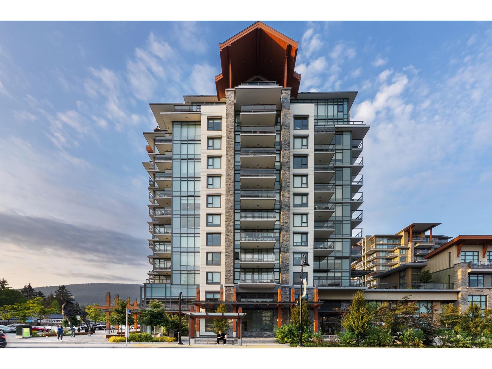 1102-1210 East 27th Street, North Vancouver, BC, V7J 0C5