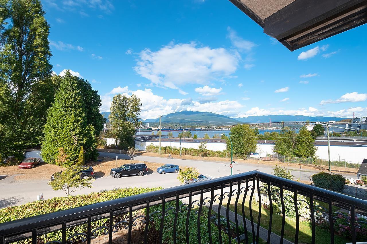 2956 Trinity Street, Vancouver, BC, V5K 1G2