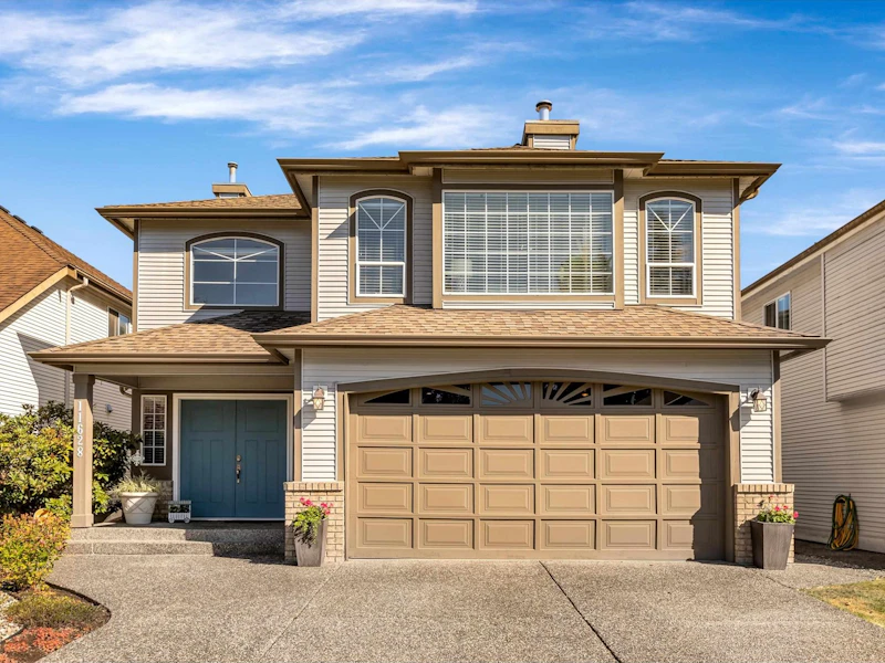 11628 230b Street, Maple Ridge BC V2X 1Z4