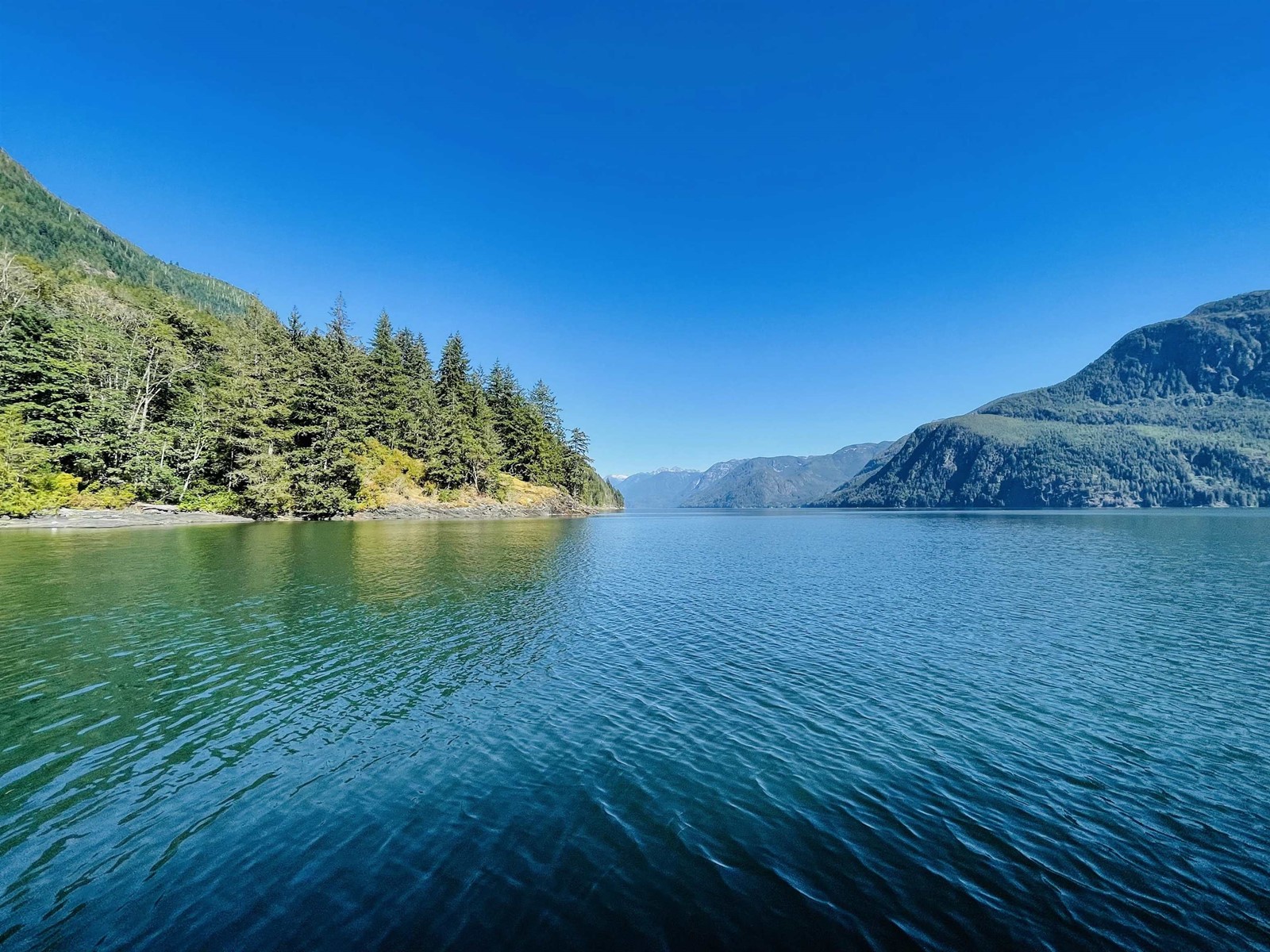 DL-5333-6411 Brittain River River, Pender Harbour Egmont, BC, V0N 2W0