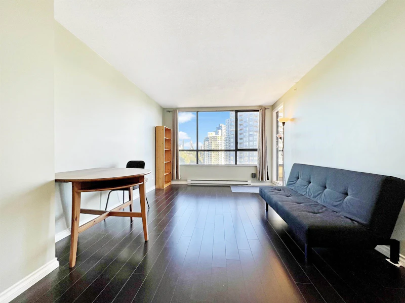 1502 - 5288 Melbourne Street, Vancouver BC V5R 6E6