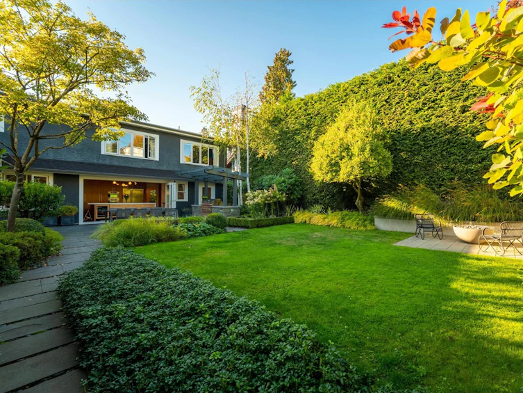 6272 Mackenzie Street, Vancouver, BC, V6N 1H5