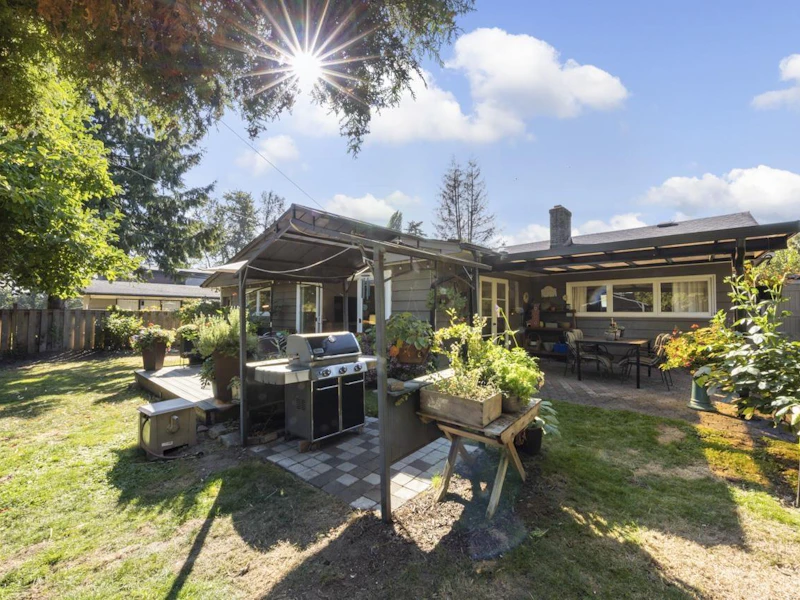 1286 Silverwood Crescent, North Vancouver BC V7P 1J5
