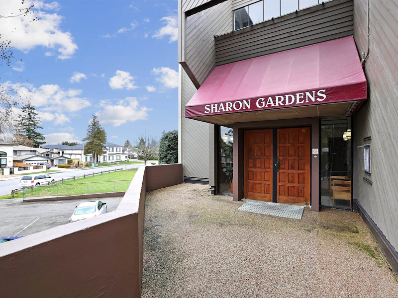 102 - 9300 Glenacres Drive, Richmond BC V7A 1Y8