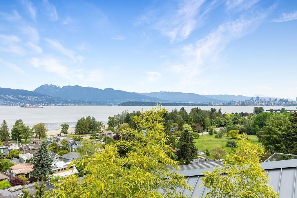 4569 West 1st Avenue, Vancouver, BC, V6R 1H7