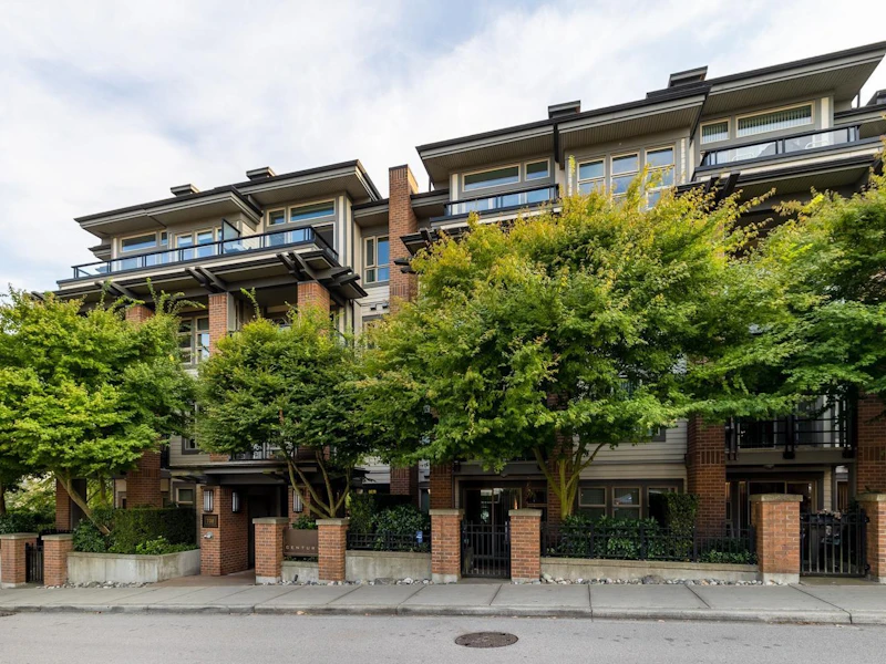 304 - 738 E 29th Avenue, Vancouver BC V5V 0B6