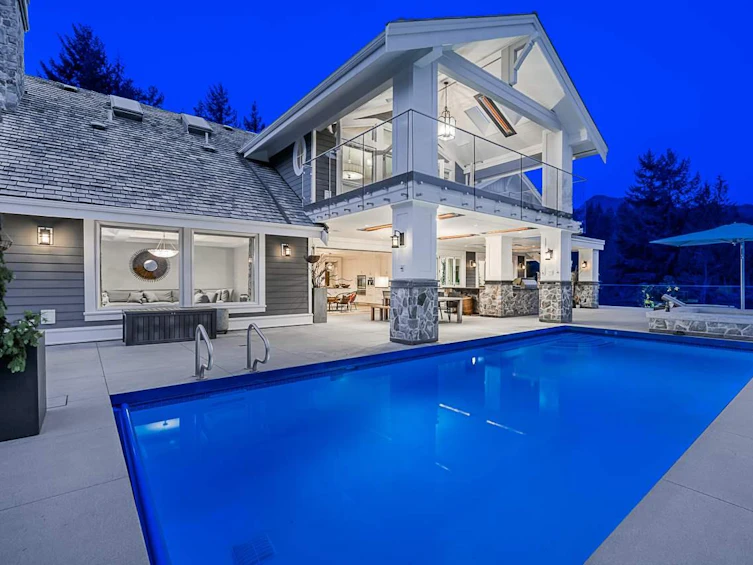4667 Woodridge Place, West Vancouver, BC, V7S 2X1