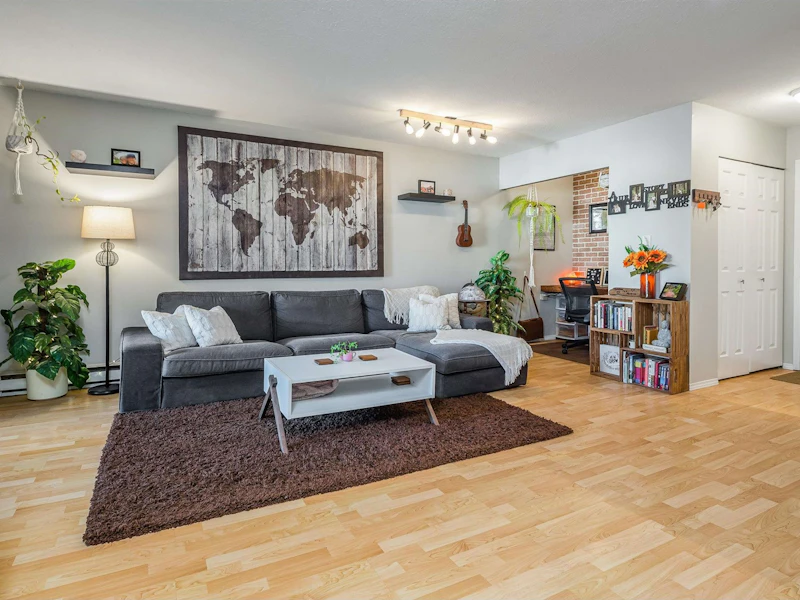 211 - 1450 E 7th Avenue, Vancouver BC V5N 1R8