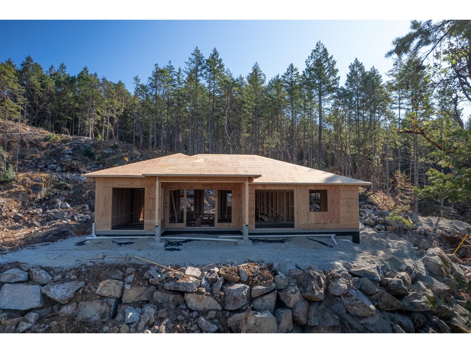 11122 Sunshine Coast Highway, Halfmoon Bay, BC, V7B 1B9