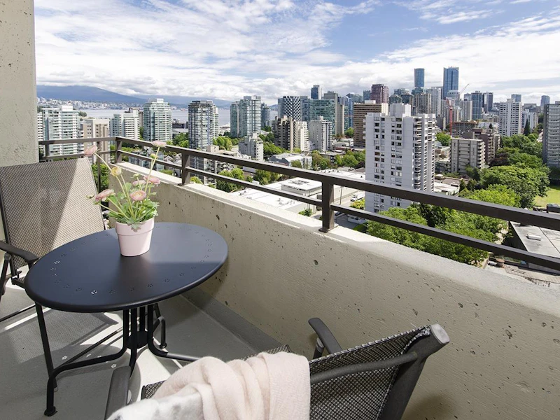 2101 - 1816 Haro Street, Vancouver BC V6G 2Y7