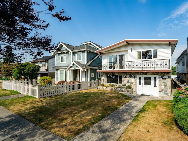 2647 East 21st Avenue, Vancouver, BC, V5M 4E8