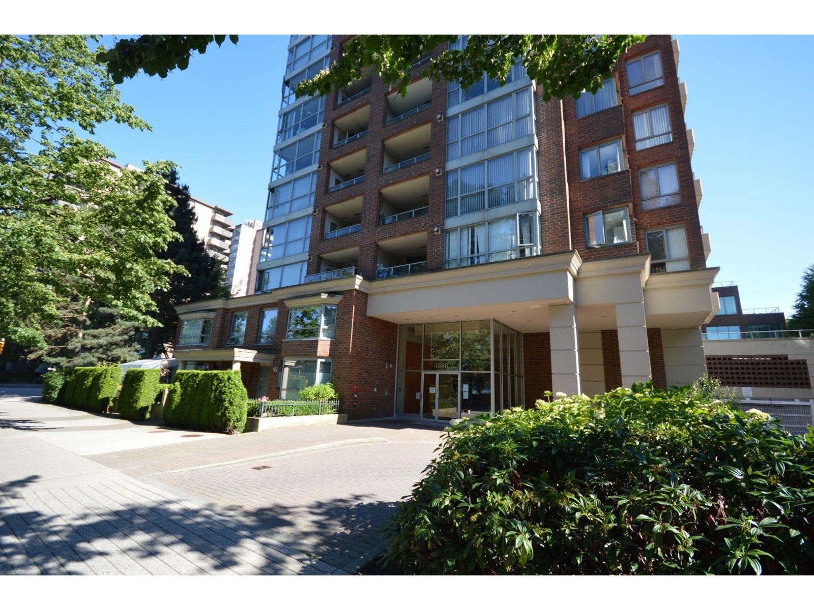 408-4888 Hazel Street, Burnaby, BC, V5H 4T4