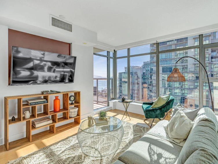 1603-1710 Bayshore Drive, Vancouver, BC, V6G 3G4