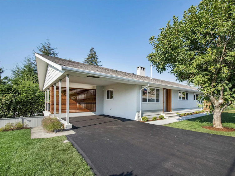 3277 Chesterfield Avenue, North Vancouver, BC, V7N 3M8