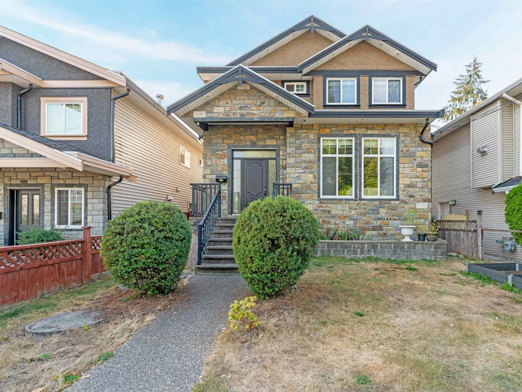 3427 Sefton Street, Port Coquitlam, BC, V3B 3R1