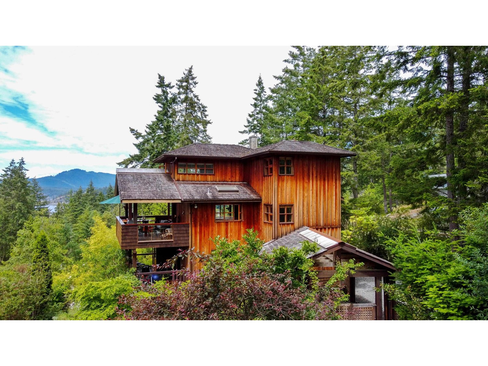 4509 Pollock Road, Pender Harbour Egmont, BC, V0N 2H1