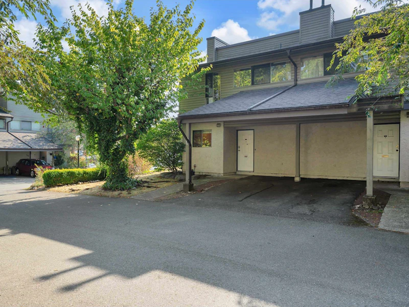 15 - 1174 Inlet Street, Coquitlam BC V3B 6E4