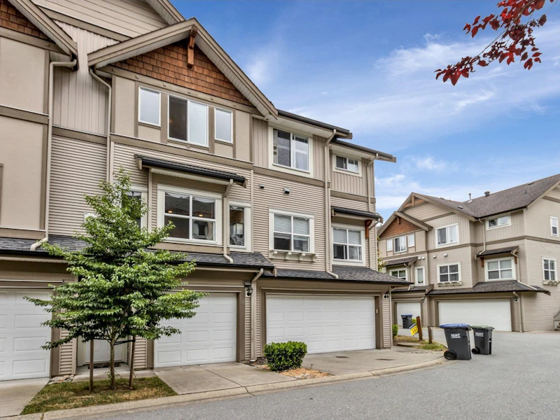 8 - 1055 Riverwood Gate, Port Coquitlam BC V3B 8C3