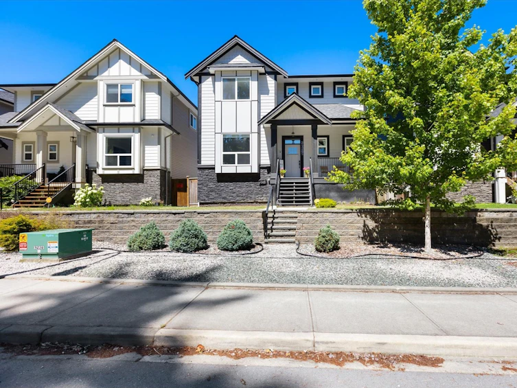 24285 112 Avenue, Maple Ridge, BC, V2W 1H5
