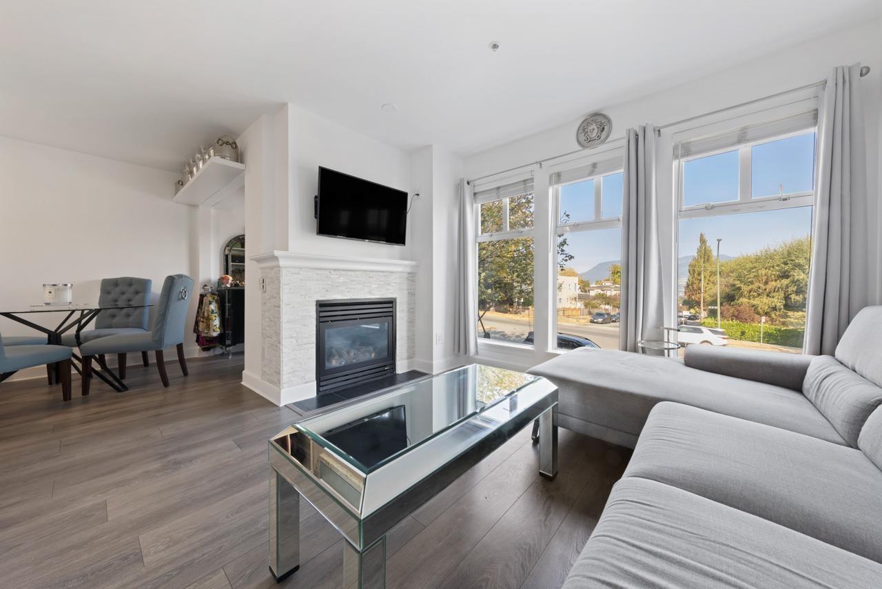 204-3637 West 17th Avenue, Vancouver, BC, V6S 1A3
