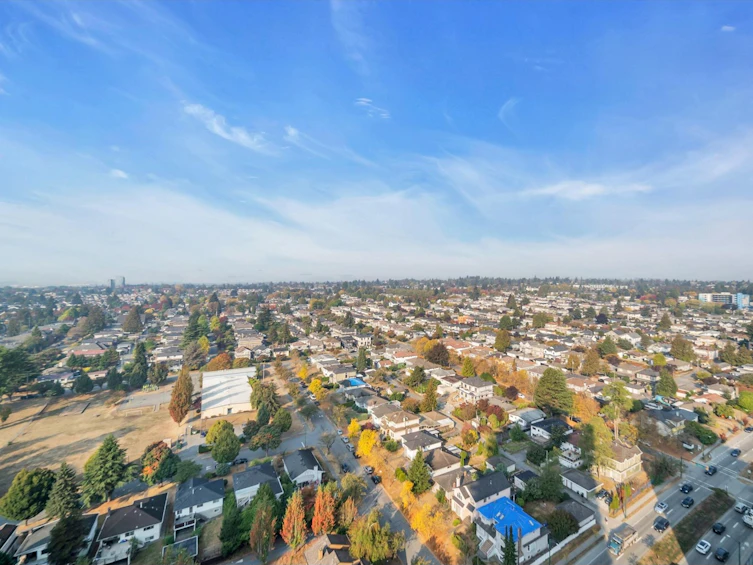 2802-8131 Nunavut Lane, Vancouver, BC, V5X 0E2