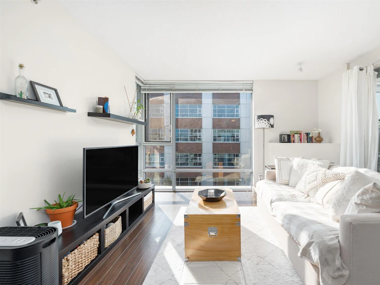 803-587 West 7th Avenue, Vancouver, BC, V5Z 1B4