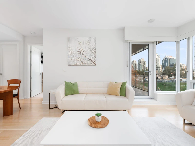 302 - 1661 Ontario Street, Vancouver BC V5Y 0C3