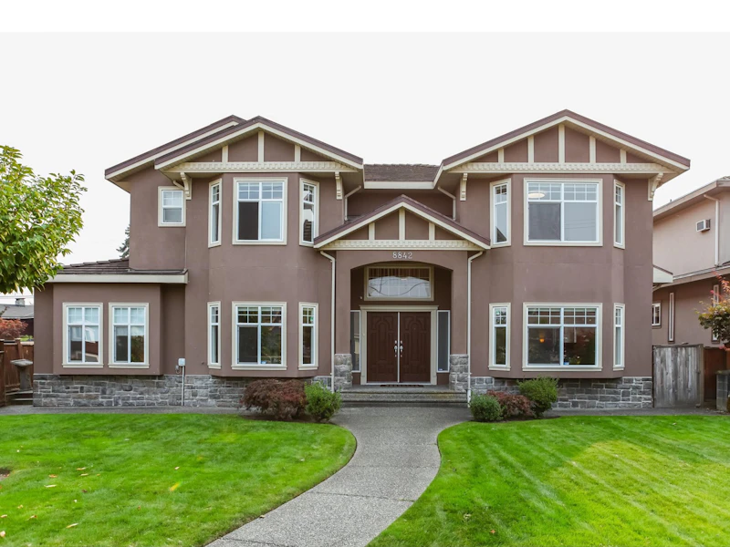 8842 Armstrong Avenue, Burnaby BC V3N 2H7