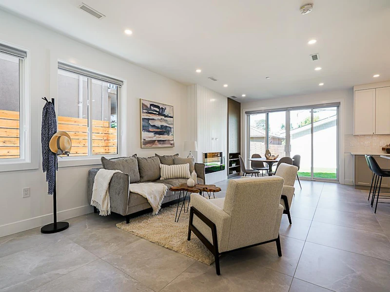 5557 Stamford Street, Vancouver BC V5R 4K6