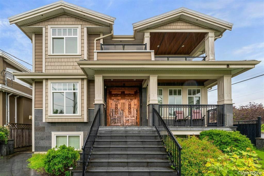 5891 Mckee Street, Burnaby, BC, V5J 2V4