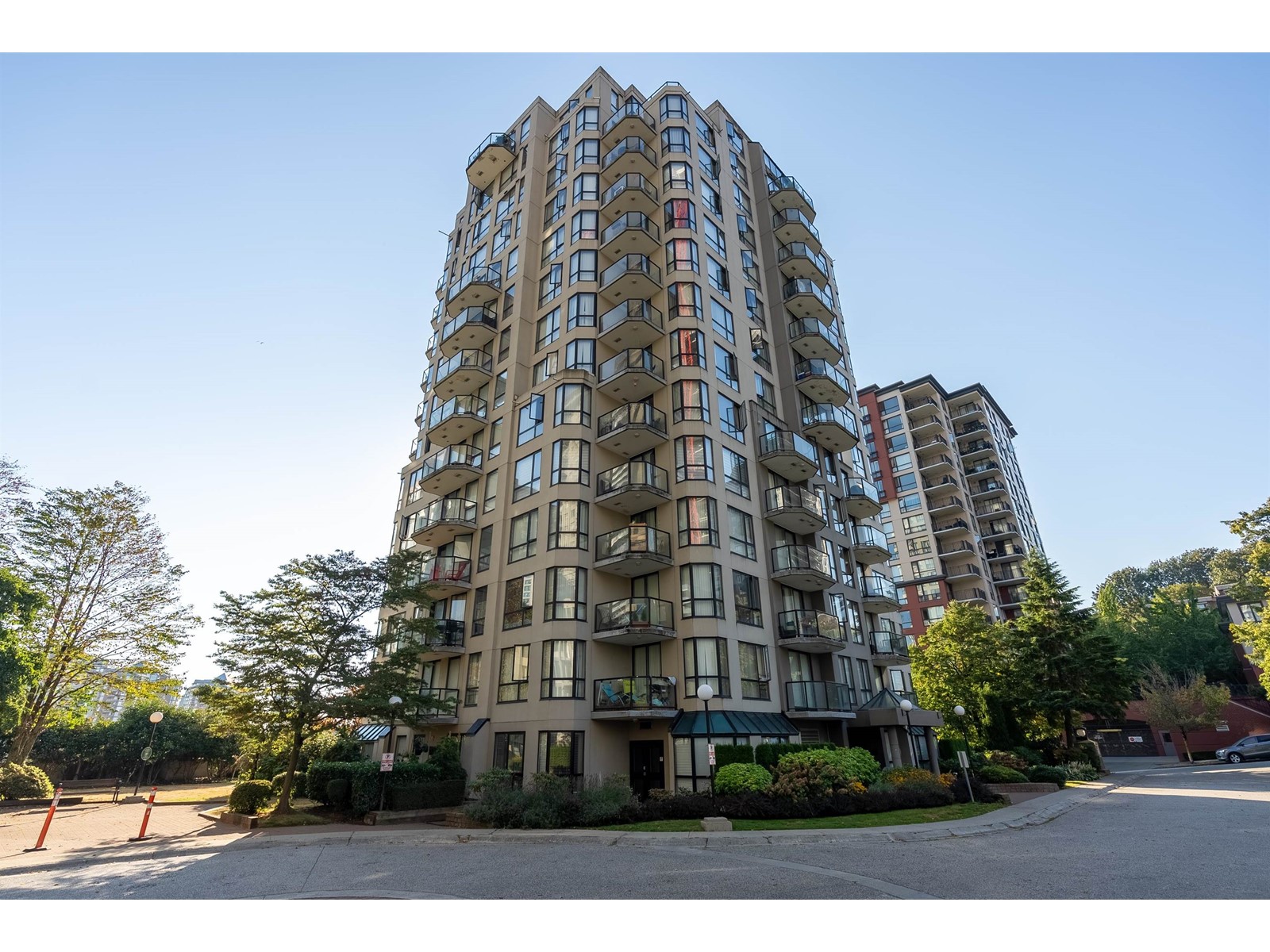 202-838 Agnes Street, New Westminster, BC, V3M 6R3