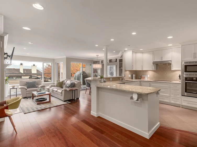 2413 West 1st Avenue, Vancouver, BC, V6K 1G5