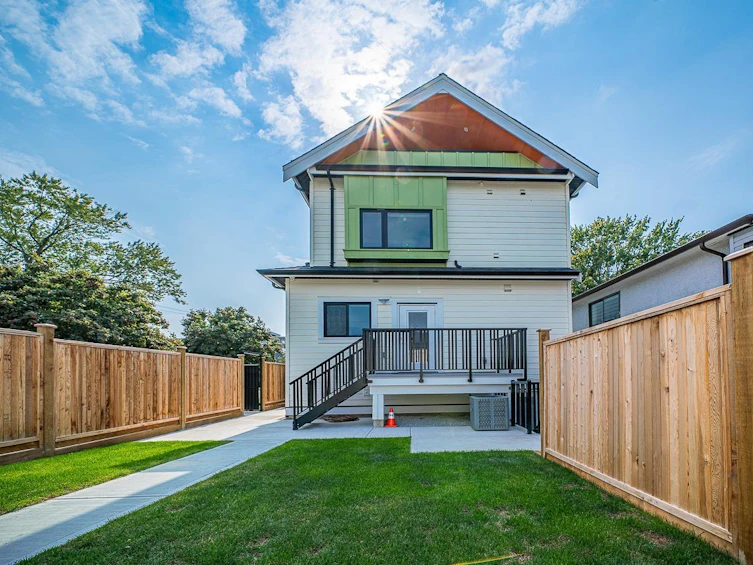 277 Skeena Street, Vancouver, BC, V5K 0E6