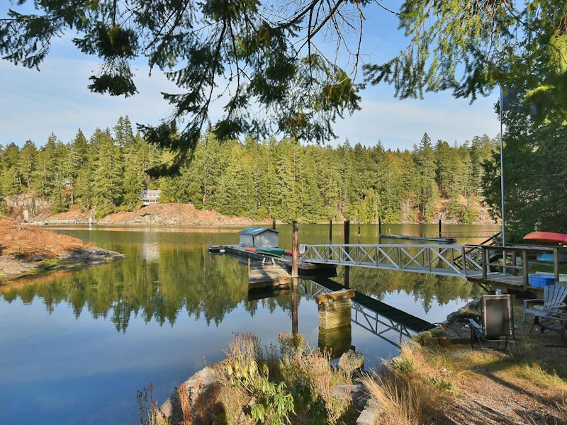 9868 Wescan Road, Secret Cove BC
