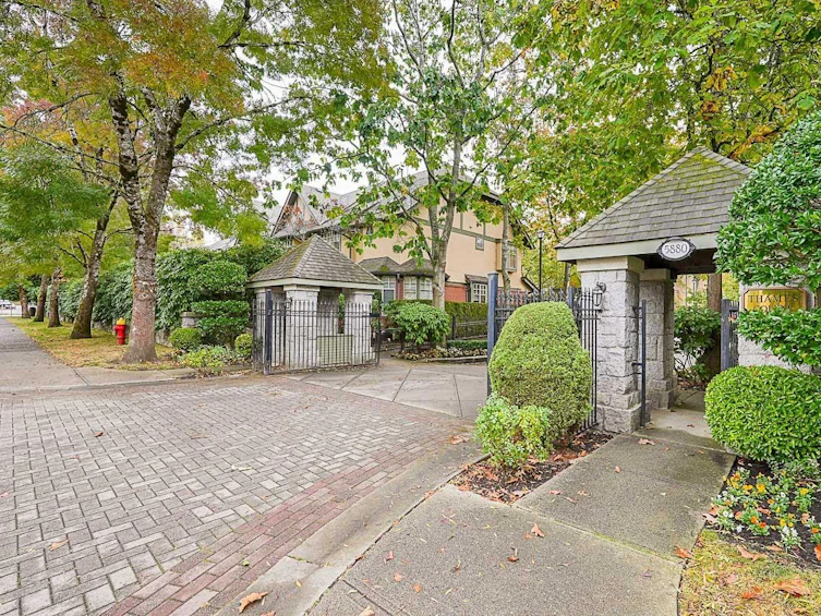 17-5880 Hampton Place, Vancouver, BC, V6T 2E9