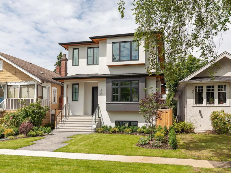 4649 W 8th Avenue, Vancouver BC V6R 2A6