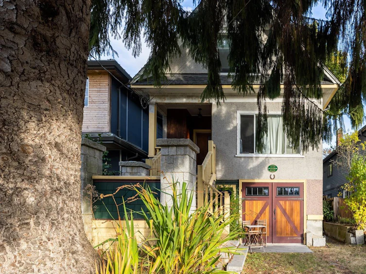4520 James Street, Vancouver, BC, V5V 3J3
