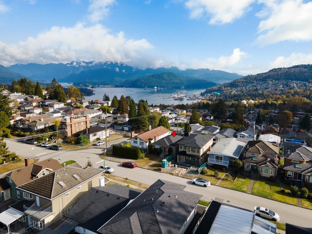 8 Howard Avenue, Burnaby, BC, V5B 3P4