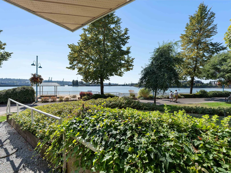 105 - 1150 Quayside Drive, New Westminster BC V3M 6E1