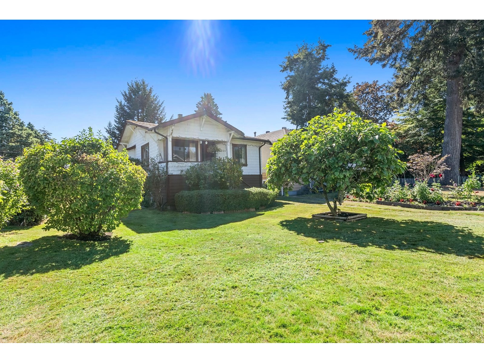 325 East 21st Street, North Vancouver, BC, V7L 3B9