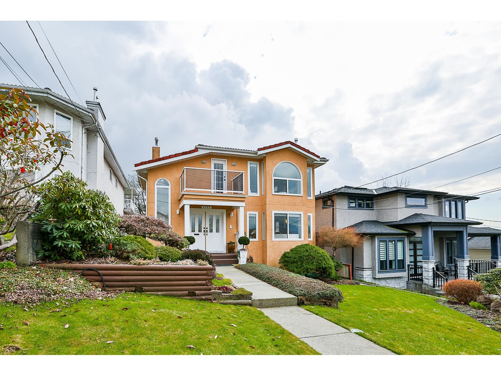 4762 Cambridge Street, Burnaby, BC, V5C 1H7