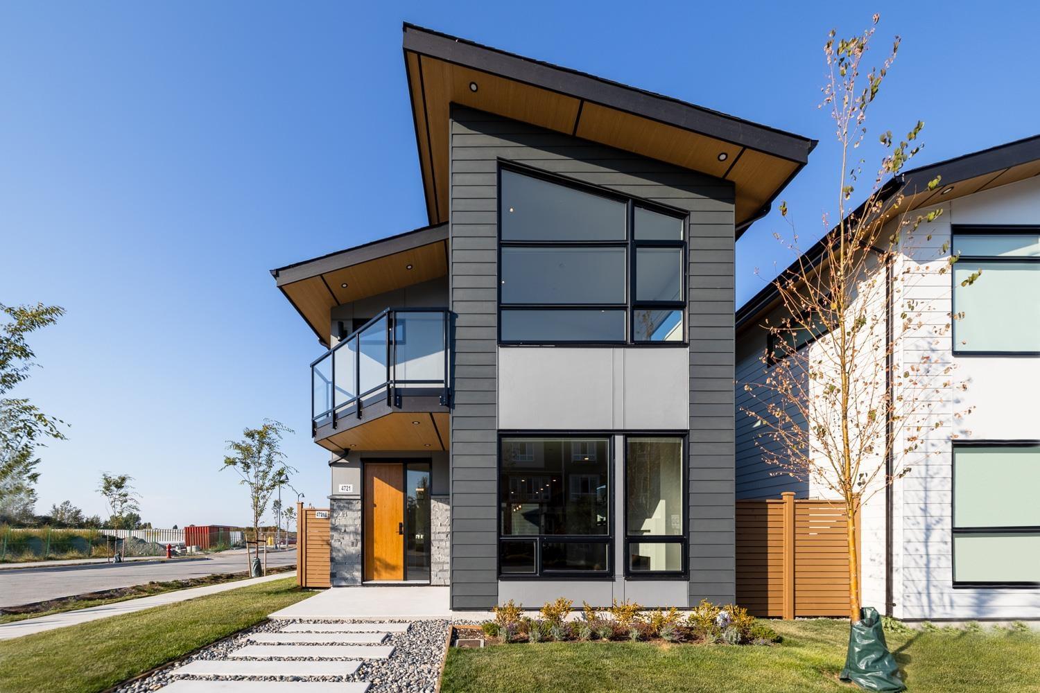 4721 Blue Heron Way, Delta, BC, V4M 0A8