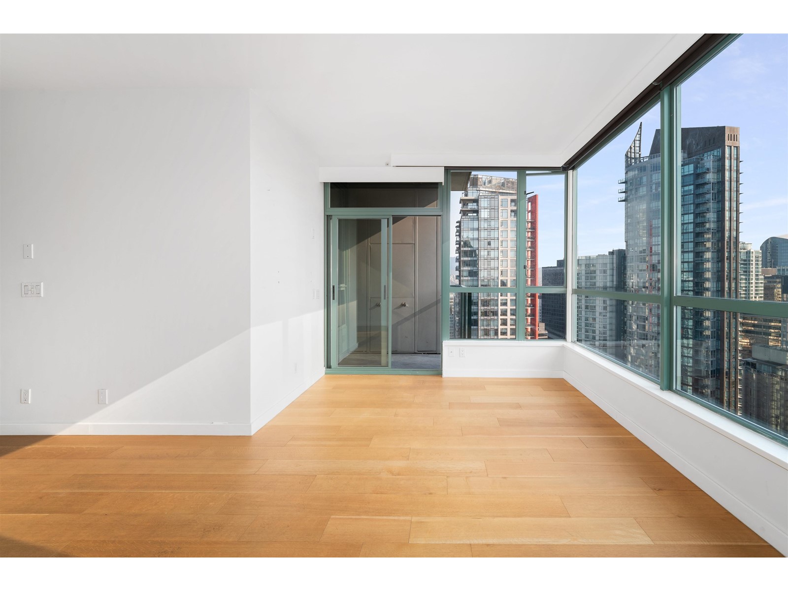 2801-1239 West Georgia Street, Vancouver, BC, V6E 4R8