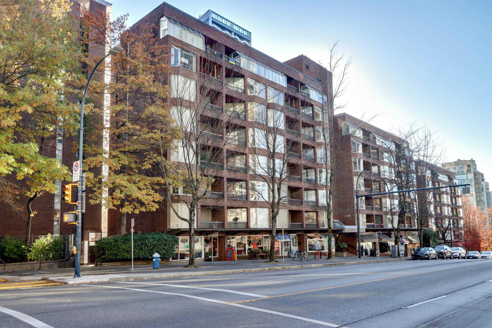 306-1330 Burrard Street, Vancouver, BC, V6Z 2B8