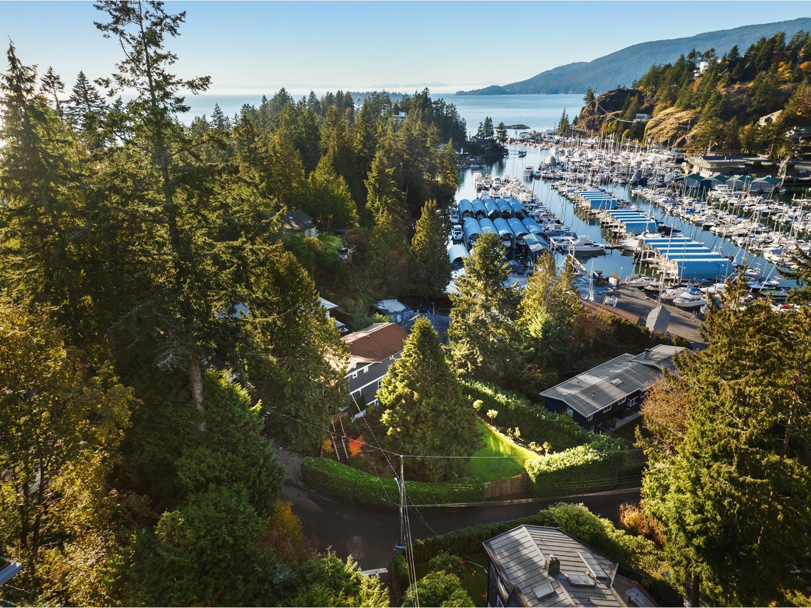 5755 Telegraph Trail, West Vancouver, BC, V7W 1R3