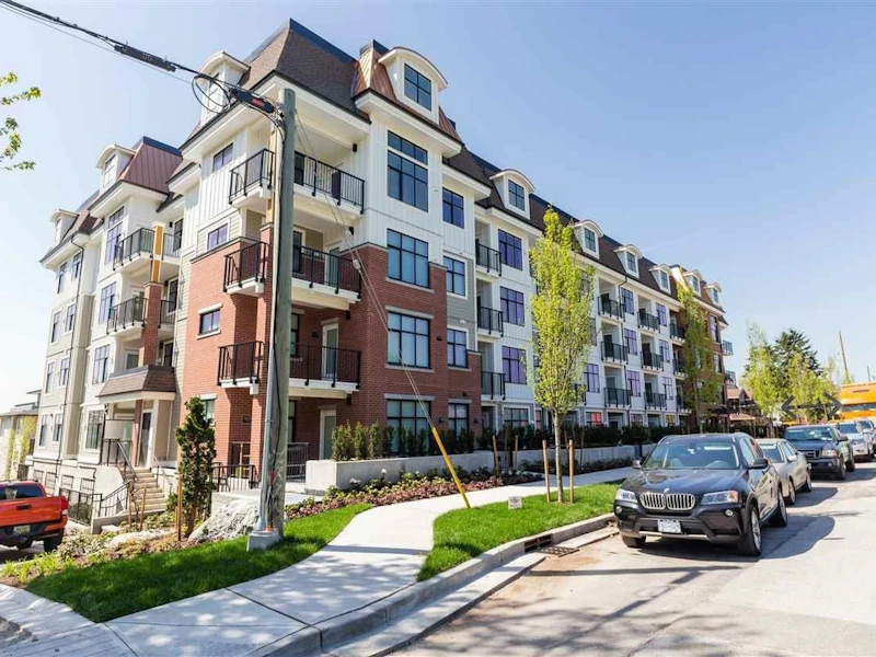 302 - 828 Gauthier Avenue, Coquitlam BC