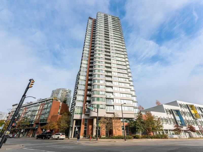 701 - 688 Abbott Street, Vancouver BC V6B 0B9