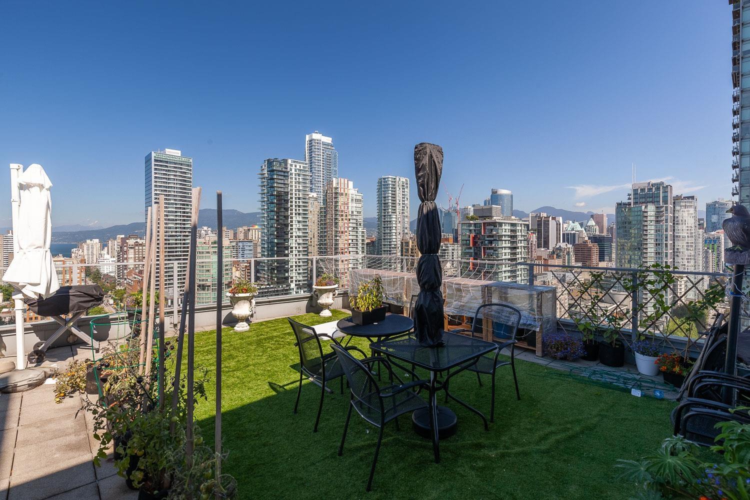 2703-550 Pacific Street, Vancouver, BC, V6Z 3G2