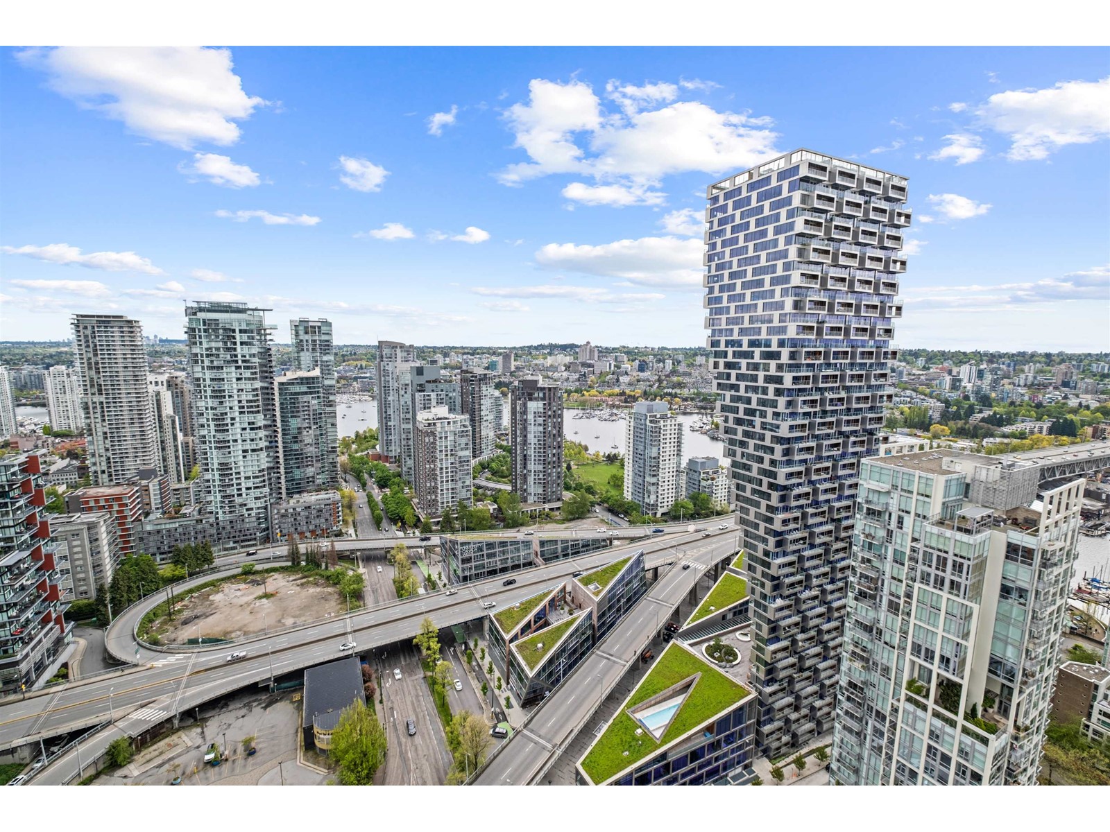 3501-889 Pacific Street, Vancouver, BC, V6Z 1C3